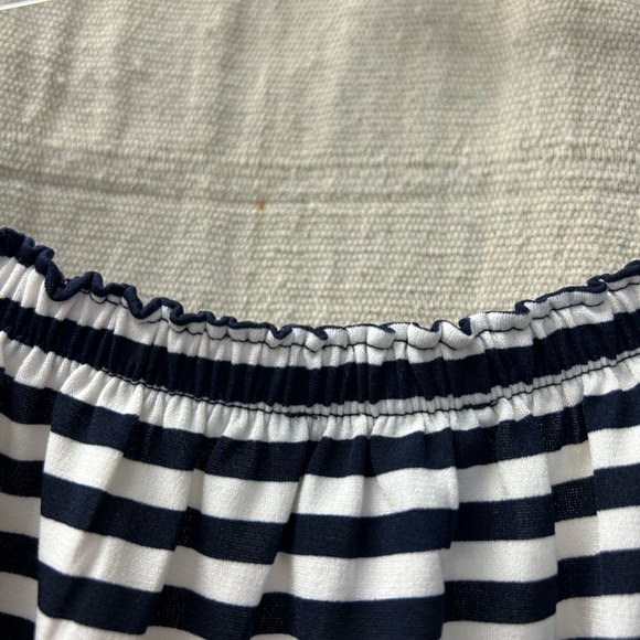 Chicos/ Stripe Off-The-Shoulder Top/ Blue & White Classic / size 1 - Picture 9 of 14
